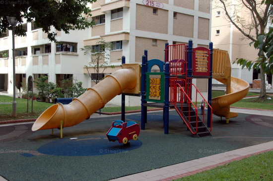 Blk 215 Petir Road (Bukit Panjang), HDB 4 Rooms #222372